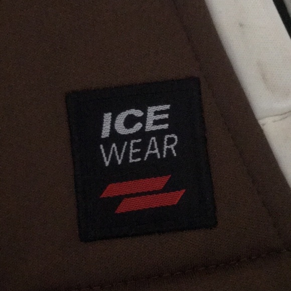 Ice wear brown and white coat. Worn ONCE! - Picture 2 of 9